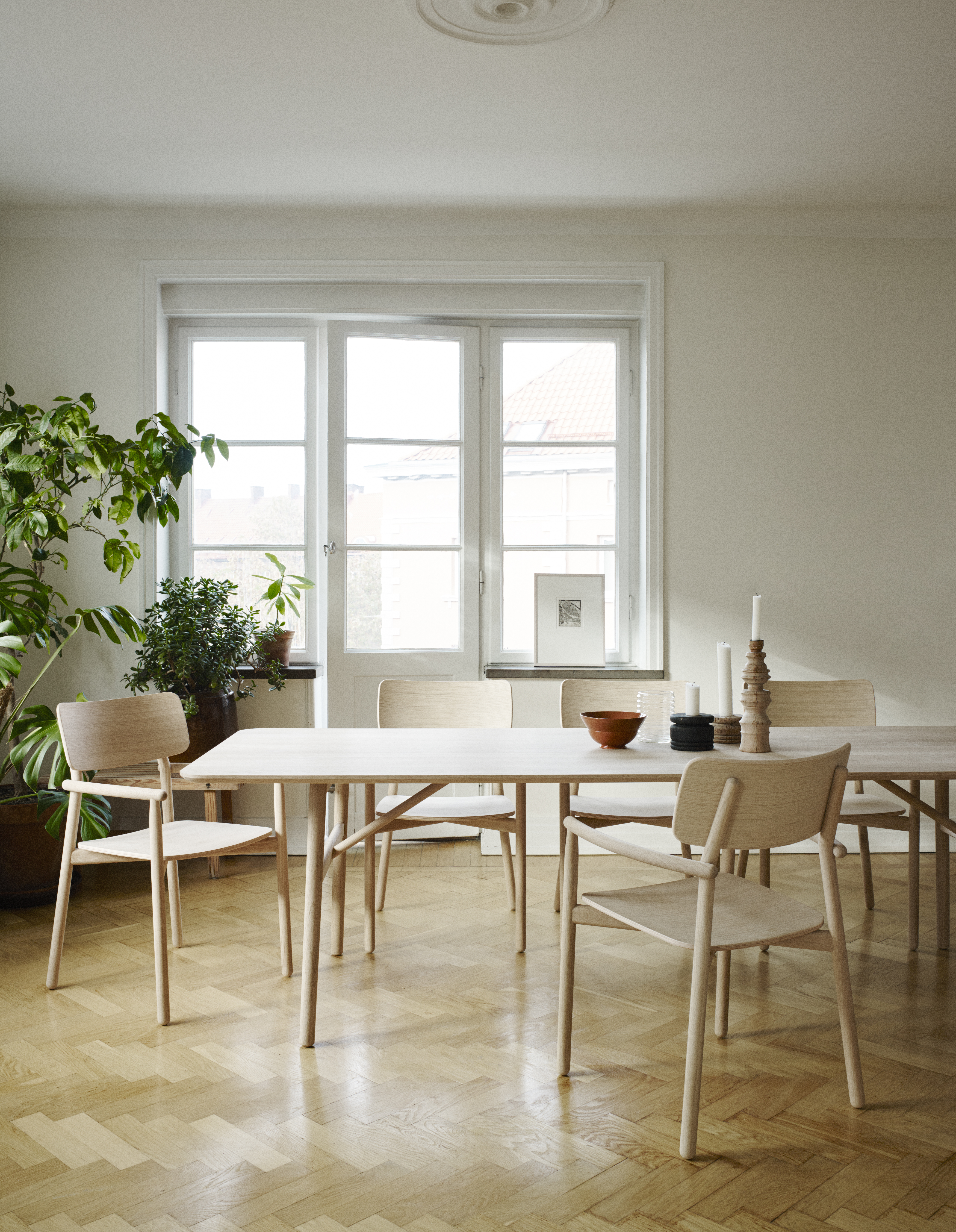 Hven Chair_ Table190 02